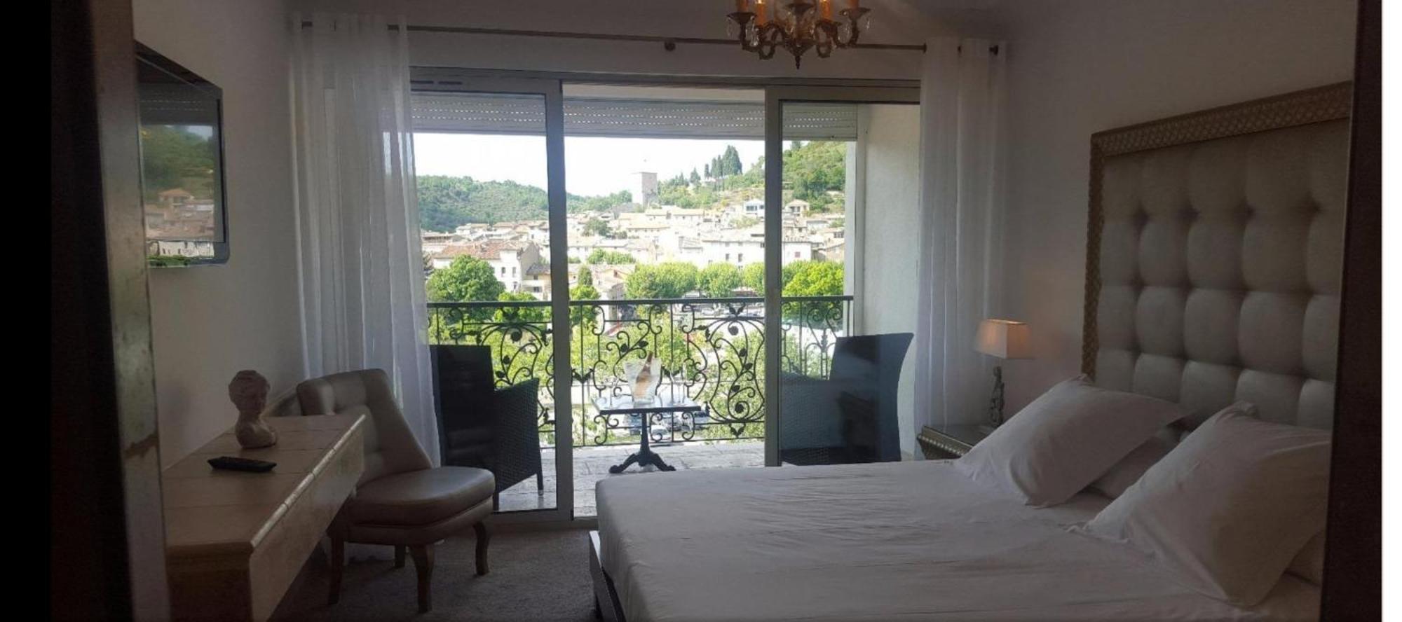 Hotel Les Deux Lions Рие Екстериор снимка